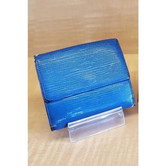 Louis Vuitton Blue Textured Leather Wallet - Picture 1 of 6